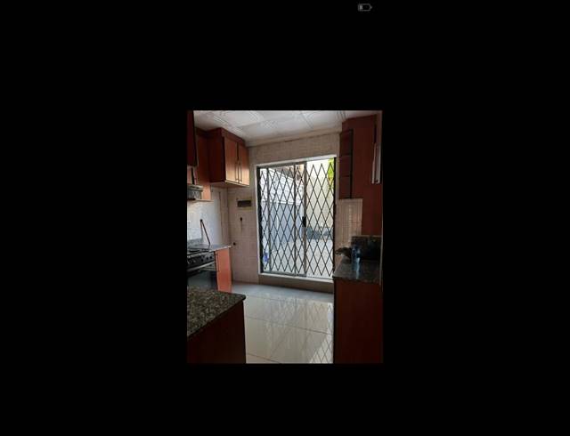 4 BEDROOM PROPERTY TO RENT IN MONTFORD